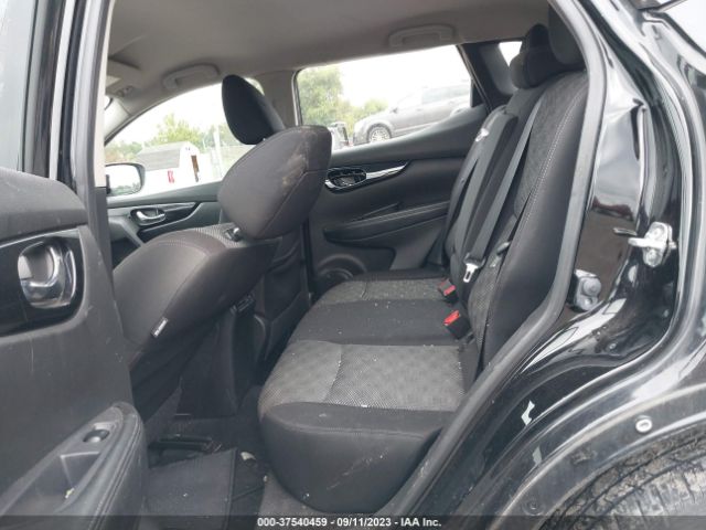 JN1BJ1CR3KW310443 Nissan Rogue Sport Sv