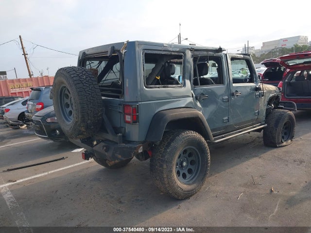 1C4HJWFG8EL210472 Jeep Wrangler Unlimited Rubicon