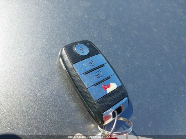 5XYPH4A57GG047832 KIA SORENTO EX