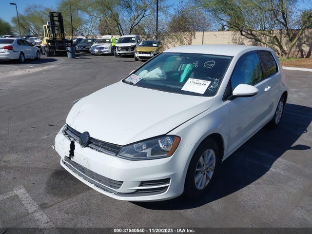 3VW917AU1FM073721 Volkswagen Golf Tsi S