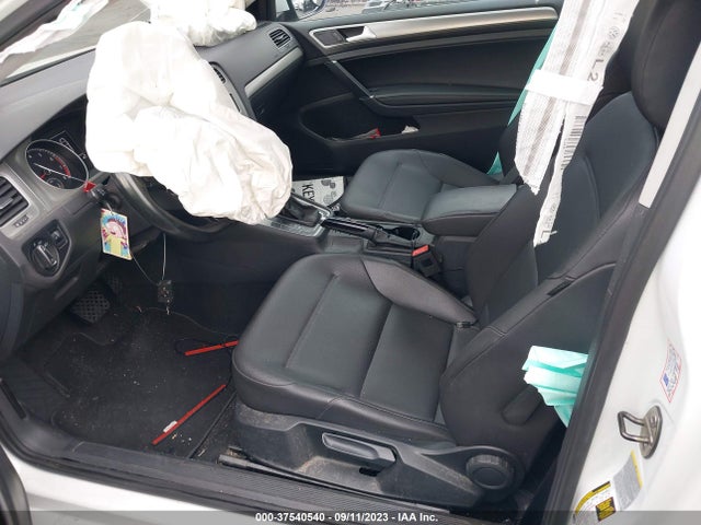 3VW917AU1FM073721 Volkswagen Golf Tsi S