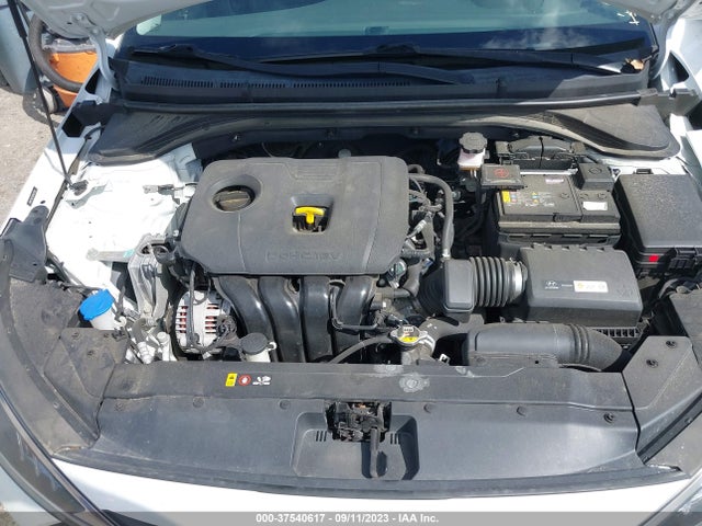 Hyundai ELANTRA SE 2019 5NPD74LF5KH437955 Image 10