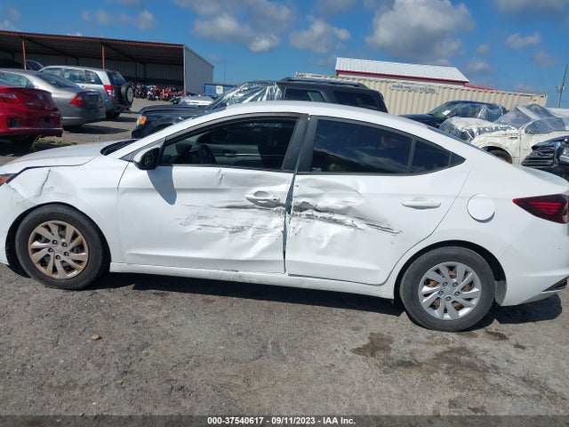 Hyundai ELANTRA SE 2019 5NPD74LF5KH437955 Image 14