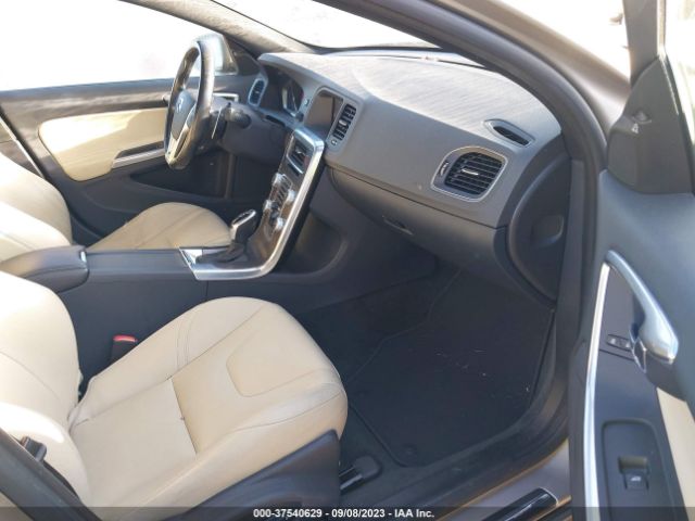 YV126MFK4G2392822 Volvo S60 T5 Drive-e Premier