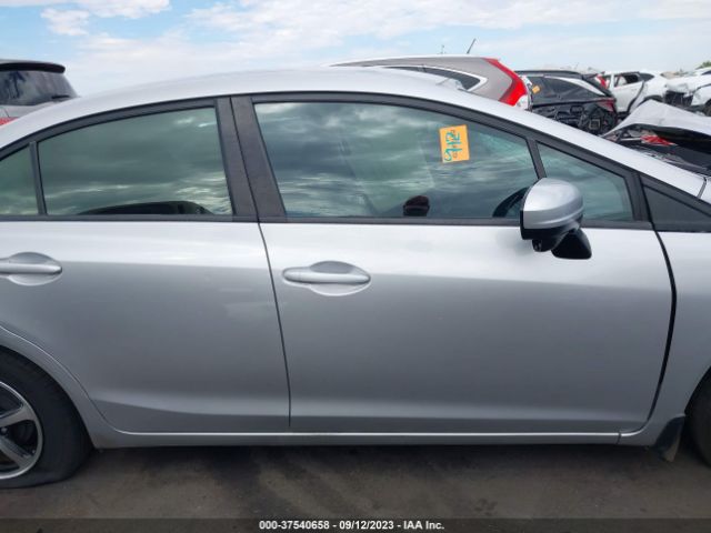 19XFB2F72FE057336 Honda Civic Sedan Se