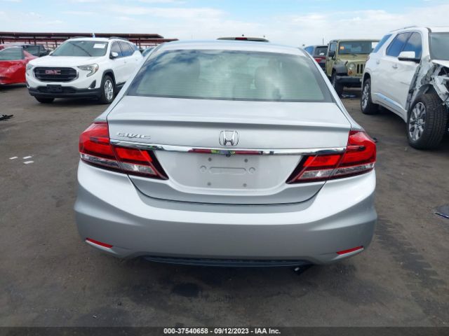 19XFB2F72FE057336 Honda Civic Sedan Se