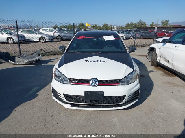 3VW4T7AU4FM052575 Volkswagen Golf Gti Se
