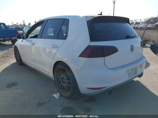 3VW4T7AU4FM052575 Volkswagen Golf Gti Se