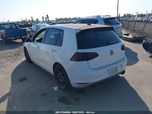 3VW4T7AU4FM052575 Volkswagen Golf Gti Se