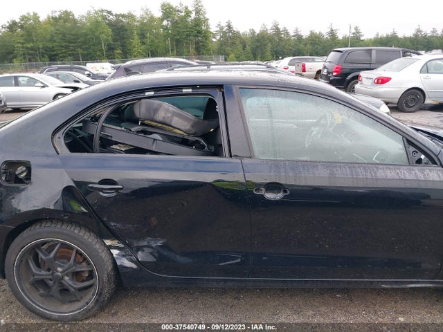 3VWLL7AJ9EM352709 Volkswagen Jetta Sedan Tdi