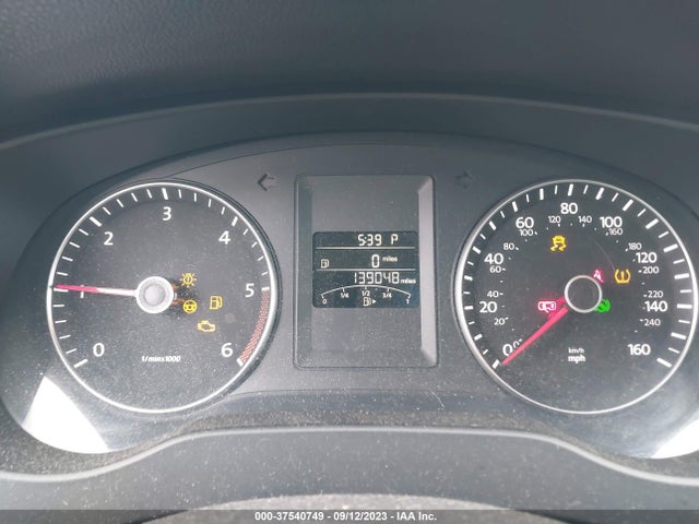 3VWLL7AJ9EM352709 Volkswagen Jetta Sedan Tdi