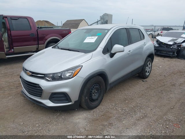 Chevrolet TRAX LS 2017 KL7CJKSB5HB182456 Image 2