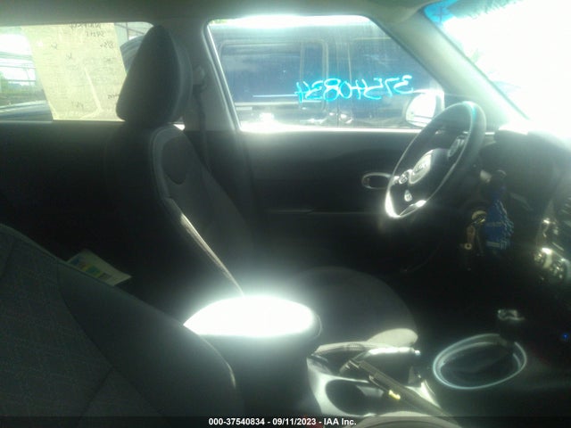 KIA Soul Base 2014 KNDJN2A26E7747134 Image 5