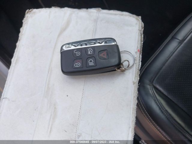 SAJWJ1CD8F8V85353 Jaguar XJ