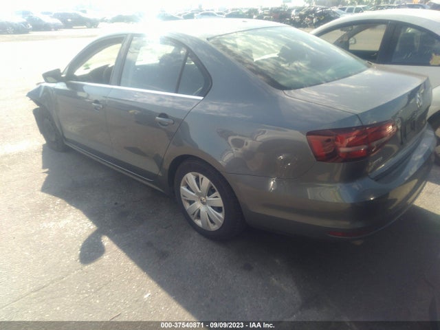 3VW2B7AJ9HM372882 Volkswagen Jetta 1.4t S