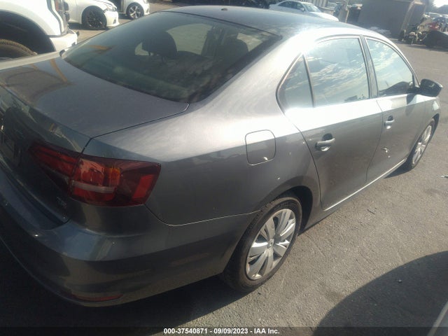 3VW2B7AJ9HM372882 Volkswagen Jetta 1.4t S