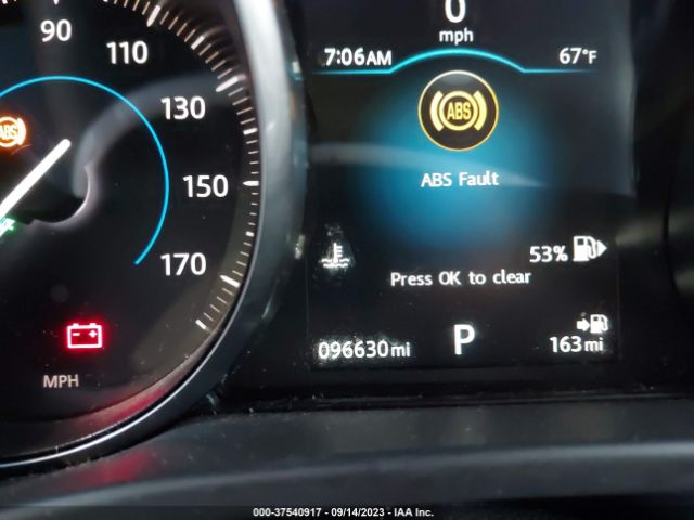 SADCJ2BV1HA893501 Jaguar F-pace 35t Premium