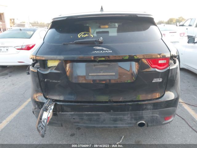 SADCJ2BV1HA893501 Jaguar F-pace 35t Premium
