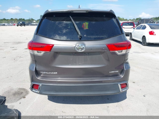 Toyota Highlander Limited 2017 5TDYZRFH8HS193775 Image 16