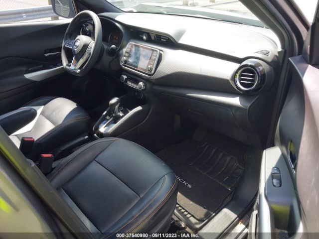 3N1CP5CUXJL520993 Nissan KICKS SV