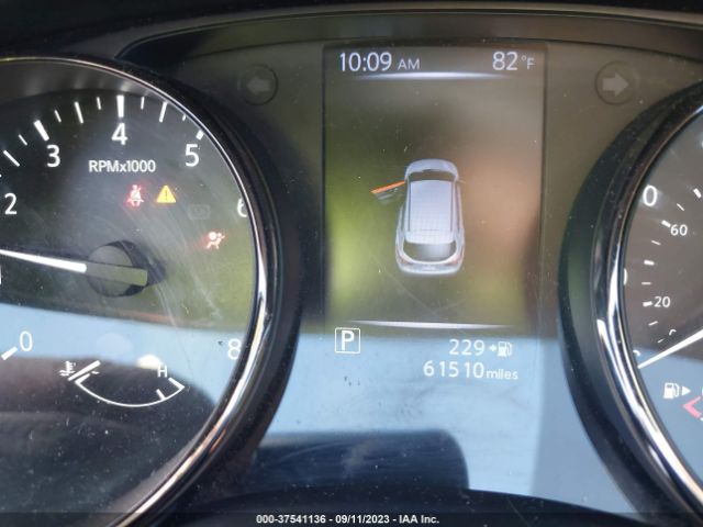 JN1BJ1CR7JW255400 Nissan Rogue Sport S