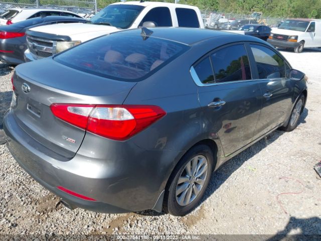 KNAFX4A81F5392271 KIA FORTE EX