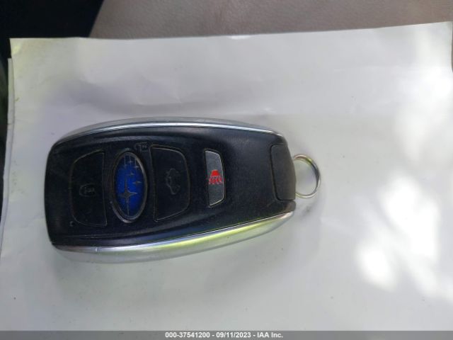 JF2GPANC8HH230886 Subaru Crosstrek Limited