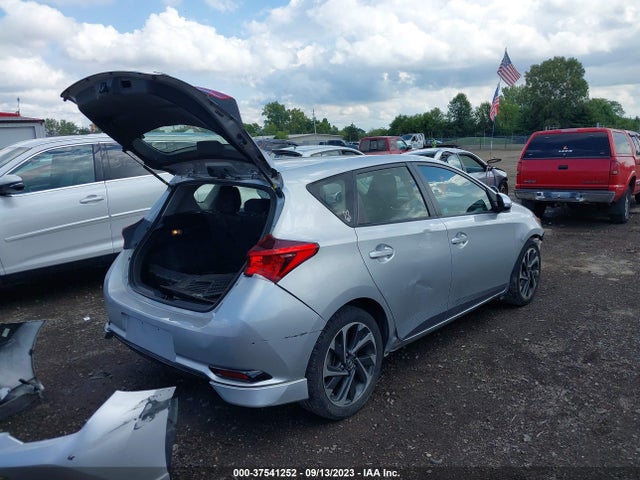 2018 TOYOTA COROLLA IM VIN: JTNKARJEXJJ558143