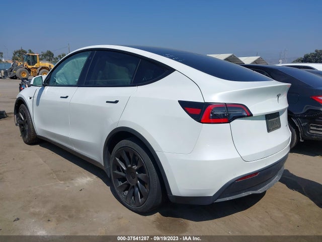 Tesla Model Y Long Range 2021 5YJYGDEE9MF087642 Image 3