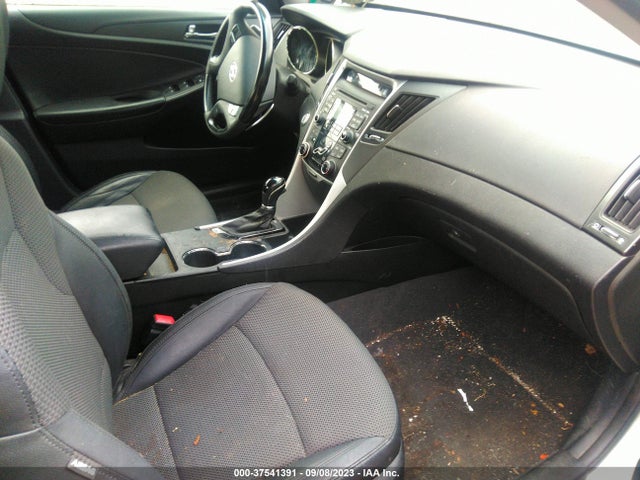 2011 HYUNDAI SONATA SE VIN: 5NPEC4AB1BH277024