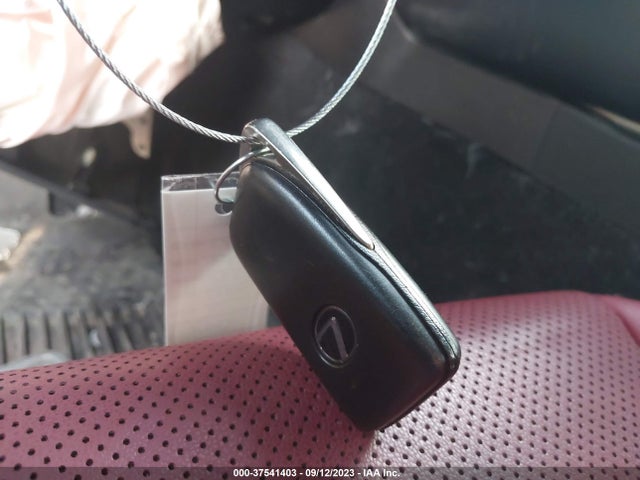 JTHBA1D23G5035280 Lexus IS 200T