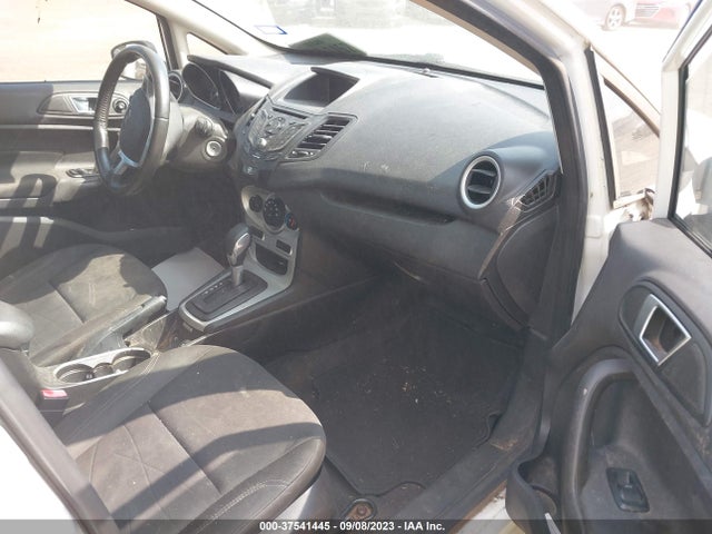 Ford FIESTA SE 2015 3FADP4BJ8FM220721 Image 6