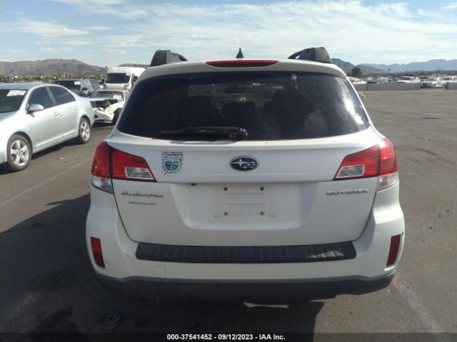4S4BRCLC6E3278070 Subaru Outback 2.5i Limited