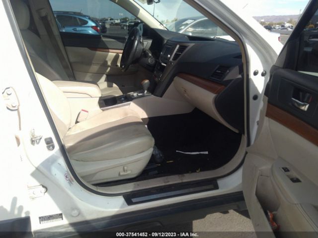 4S4BRCLC6E3278070 Subaru Outback 2.5i Limited
