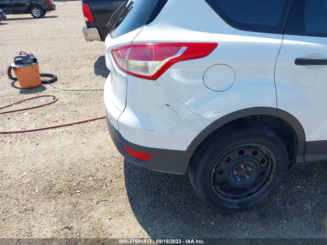 2016 FORD ESCAPE S VIN: 1FMCU0F78GUB36624