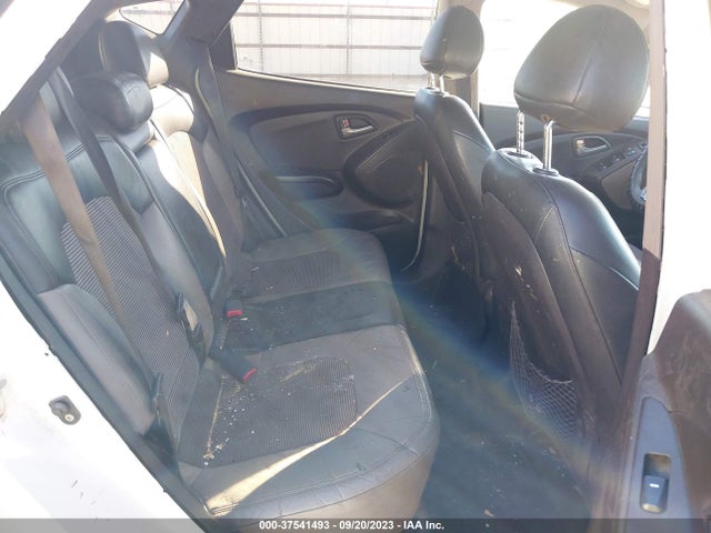 2011 HYUNDAI TUCSON GLS VIN: KM8JU3AC1BU125583