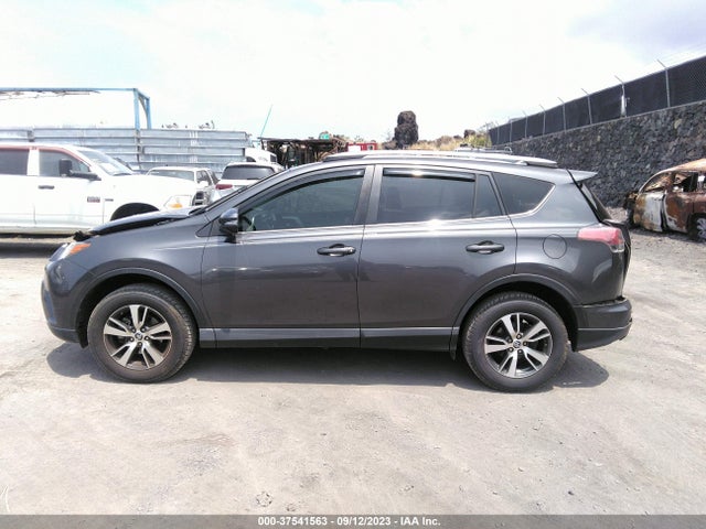 Toyota Rav4 Xle 2017 JTMWFREV9HJ129104 Image 13