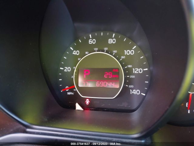 KNDJN2A26J7908110 KIA Soul Base