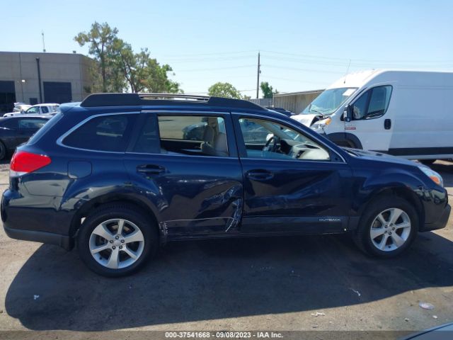 4S4BRBDC8E3230322 Subaru Outback 2.5i Premium
