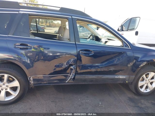 4S4BRBDC8E3230322 Subaru Outback 2.5i Premium
