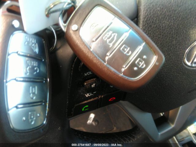 KM8J33A24HU558981 Hyundai Tucson Value
