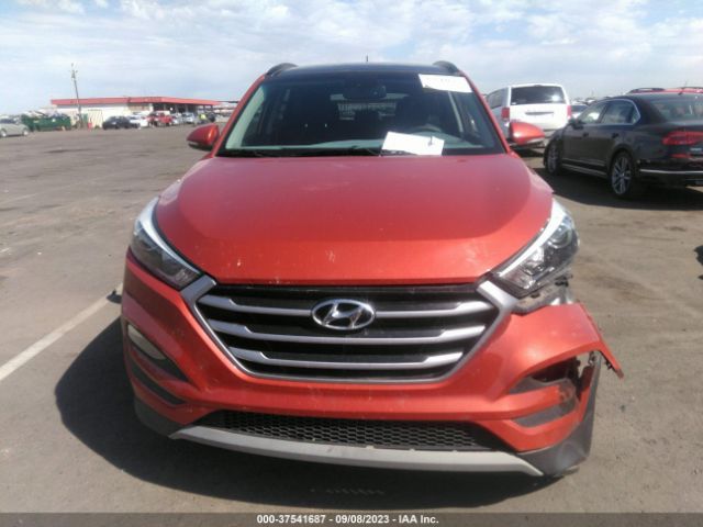 KM8J33A24HU558981 Hyundai Tucson Value