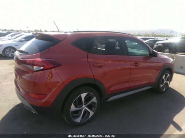 KM8J33A24HU558981 Hyundai Tucson Value