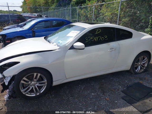 2009 INFINITI G37 COUPE X VIN: JNKCV64F09M652377