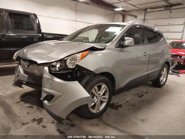 2011 HYUNDAI TUCSON GLS VIN: KM8JUCACXBU191565