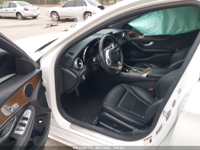 WDDWF8DB9KR458353 Mercedes-Benz C-class C 300