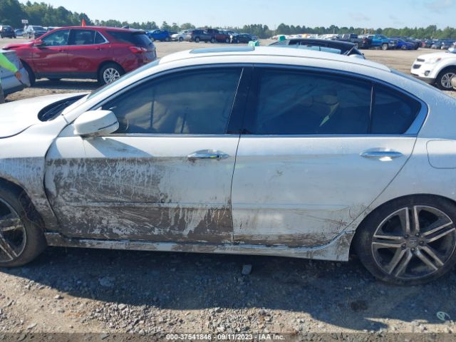 1HGCR3F91GA017034 Honda Accord Sedan Touring