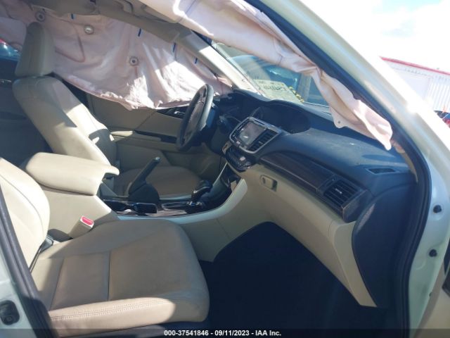 1HGCR3F91GA017034 Honda Accord Sedan Touring