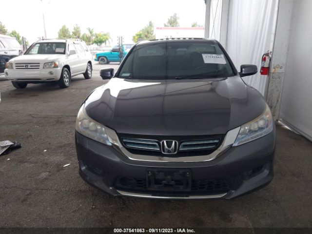 1HGCR6F70FA007867 Honda Accord Hybrid Touring