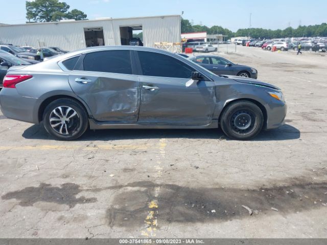 1N4AL3AP5HN363116 Nissan Altima 2.5 S